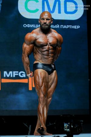 CLASSIC PHYSIQUE 178